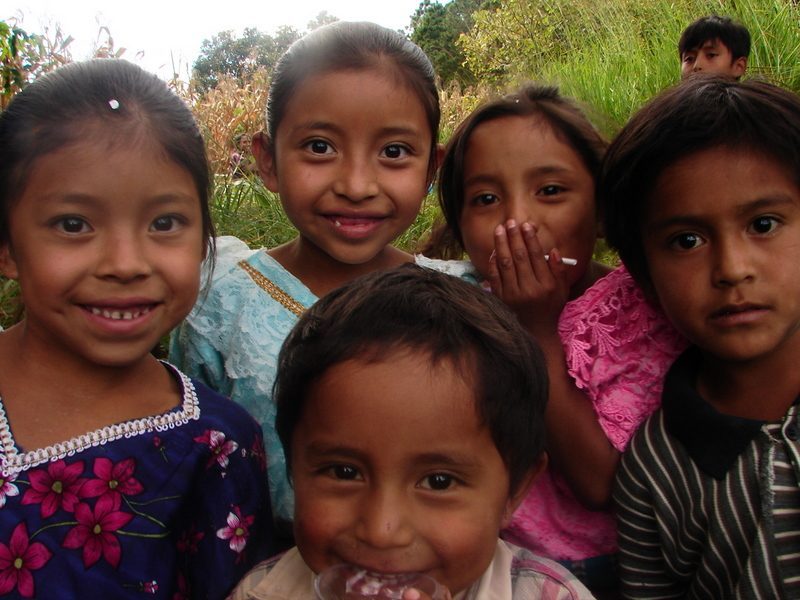 Fe y Alegría de El Salvador en plena campaña de captación de fondos, por la tormenta tropical Amanda