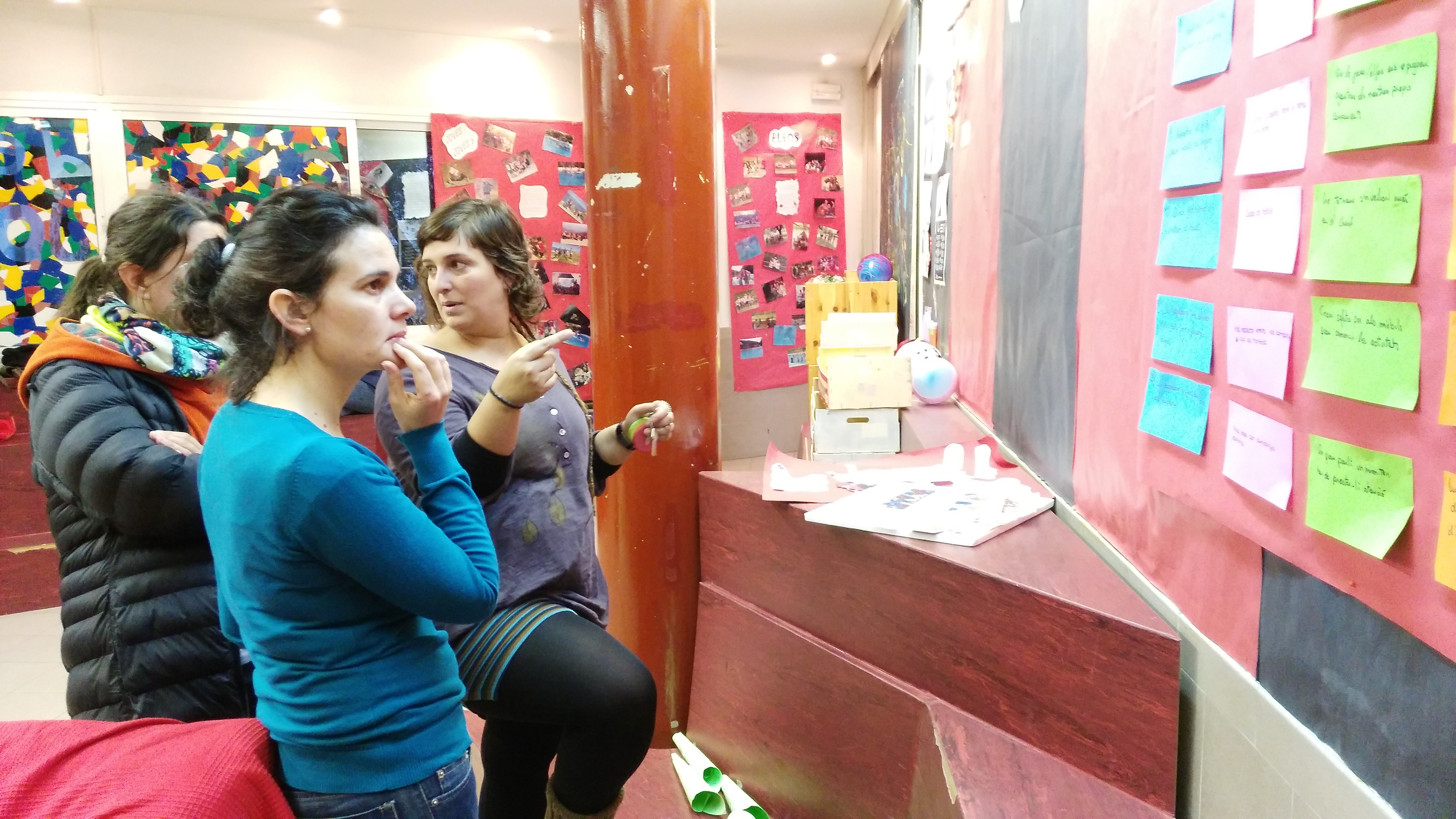 Compañeras de Fundación SES-Argentina visitan centros de esplai en Barcelona