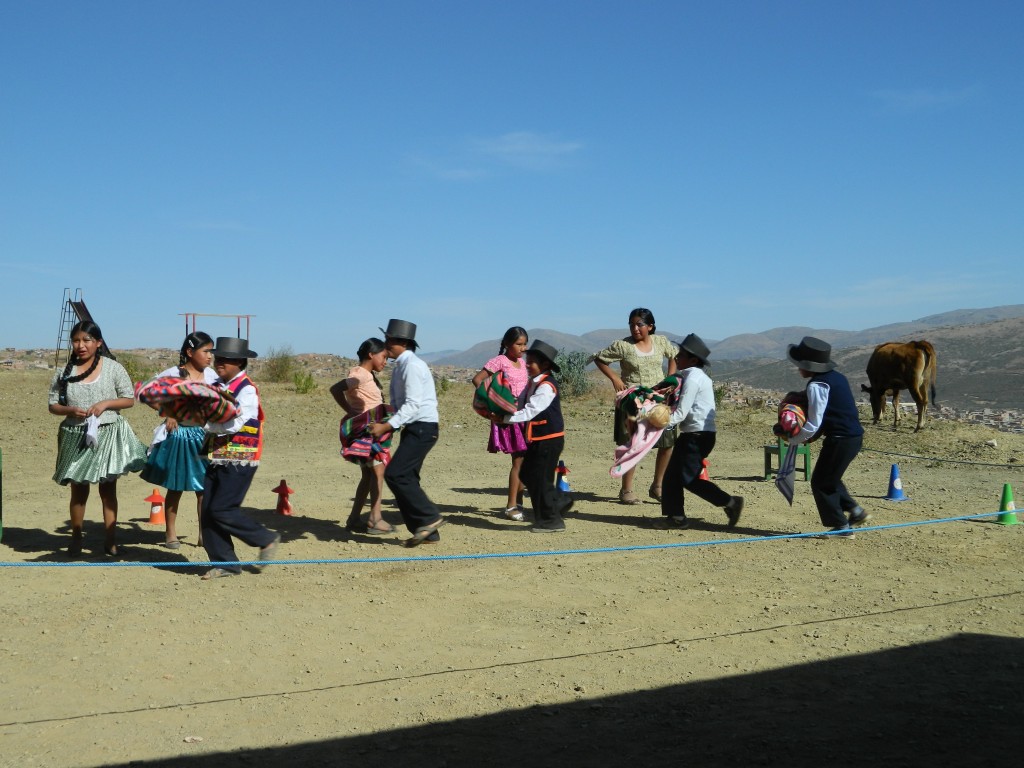 niños bailando