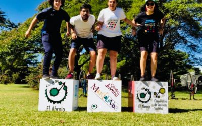 MANDALAVOS te lleva en bicicleta a la Rural. Adolescentes en Uruguay comprometidos con sus derechos