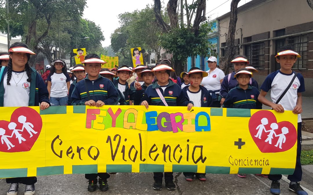 Fe y Alegría Guatemala realiza caminata por la educación