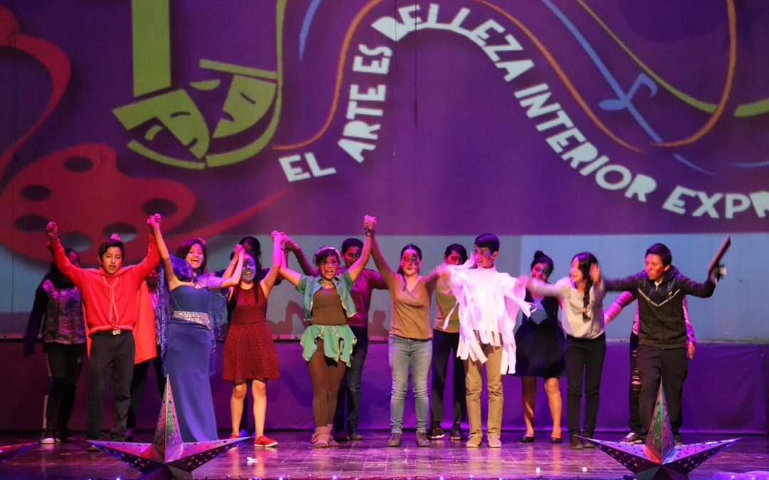 Jóvenes brillantes con mucho talento, en el II Festival Cultural Juventudes de Guatemala, impulsado por Fe y Alegría Guatemala